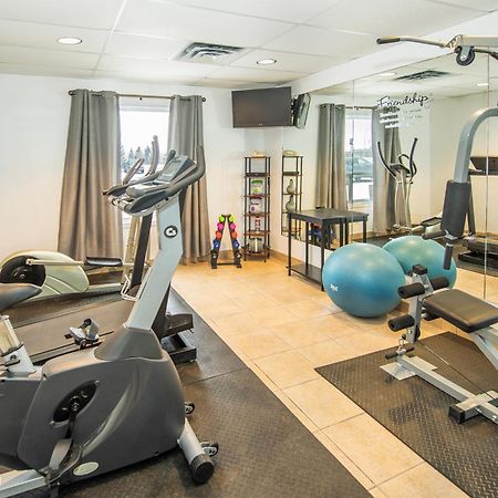 Quality Inn & Suites Lethbridge Buitenkant foto