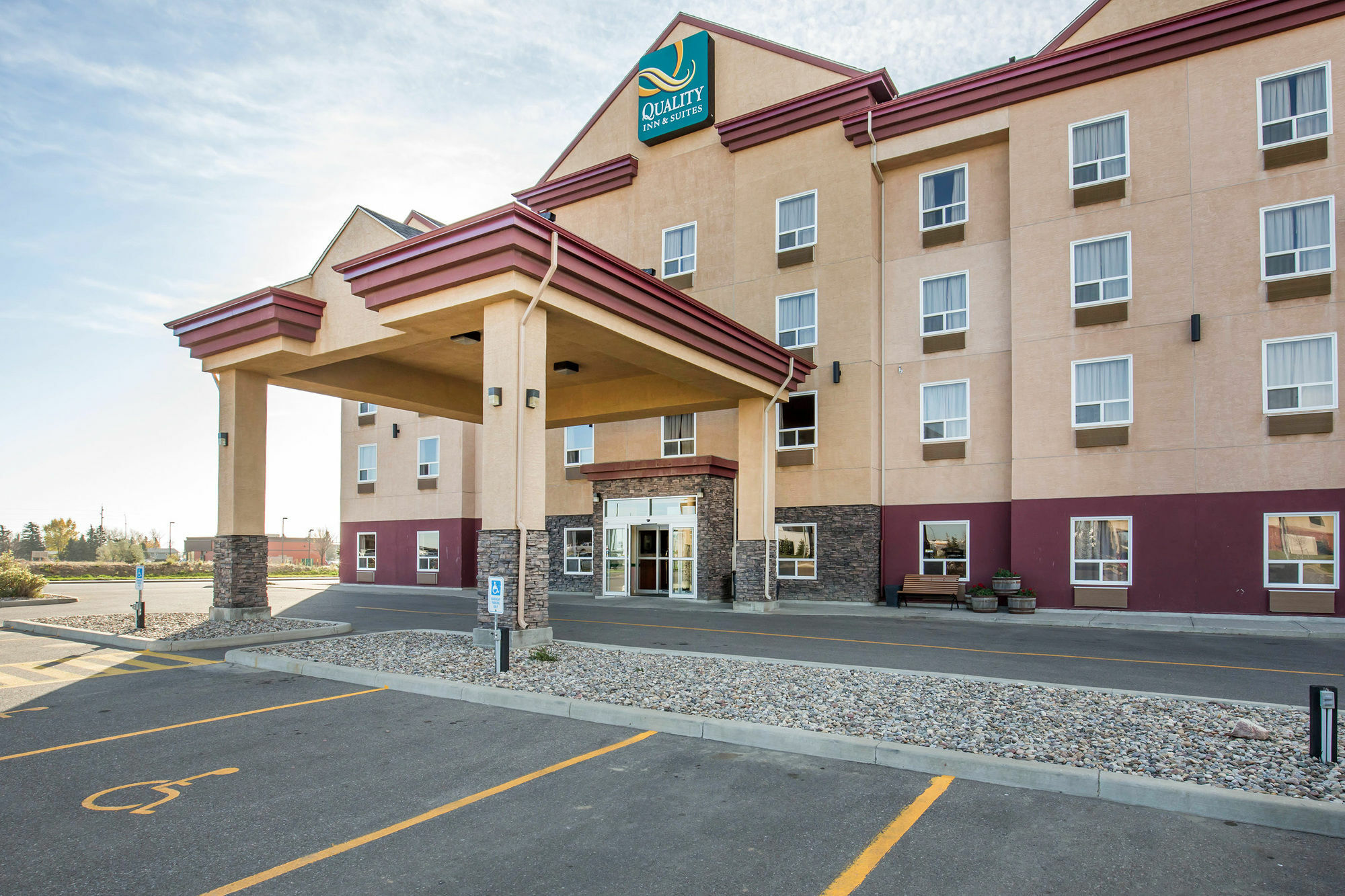 Quality Inn & Suites Lethbridge Buitenkant foto